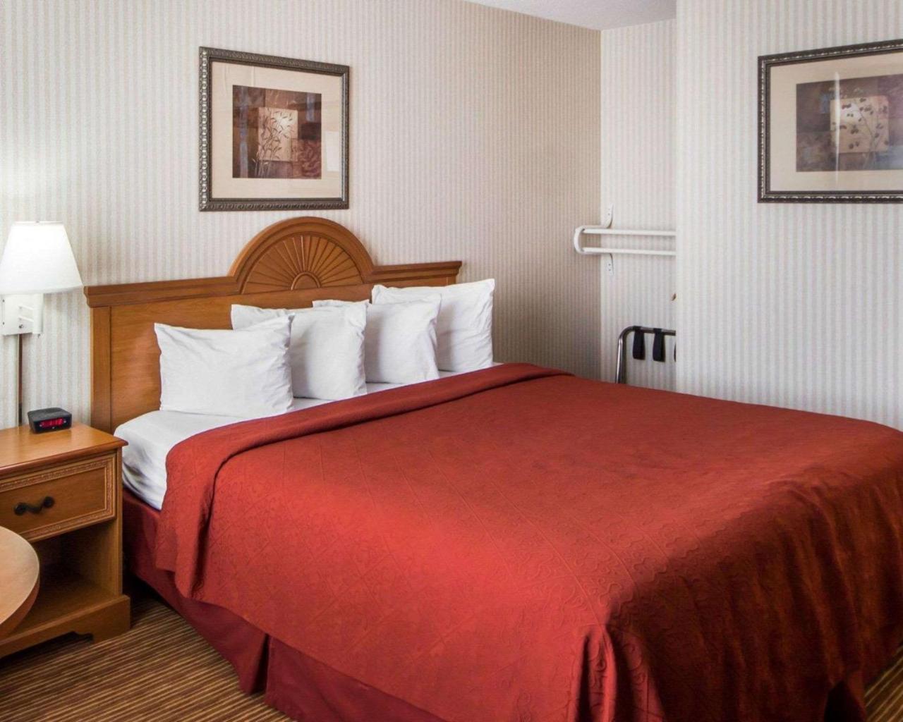 Quality Inn Ponca City Route 77 מראה חיצוני תמונה