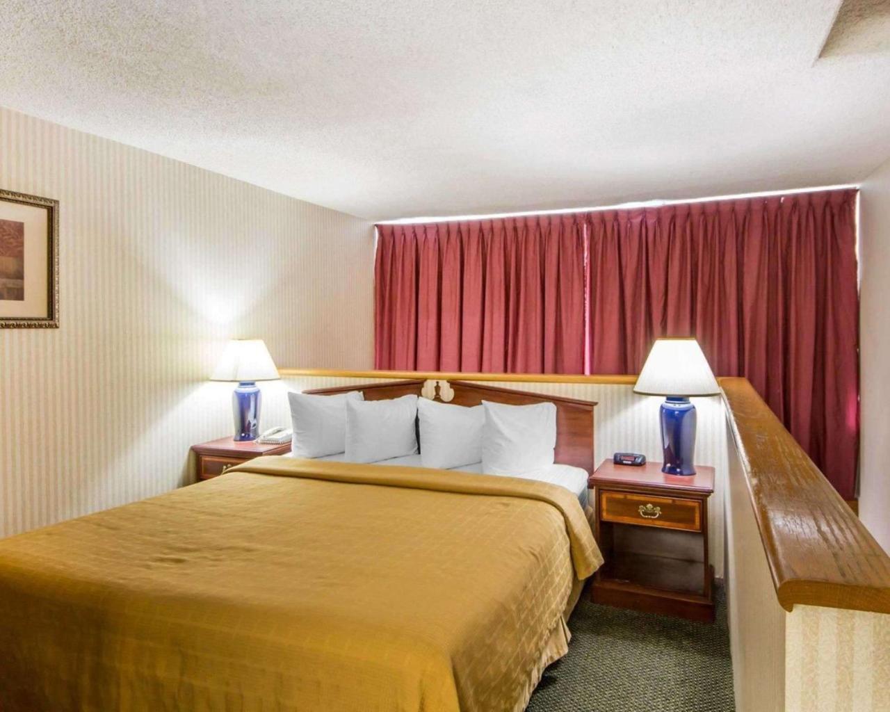 Quality Inn Ponca City Route 77 מראה חיצוני תמונה