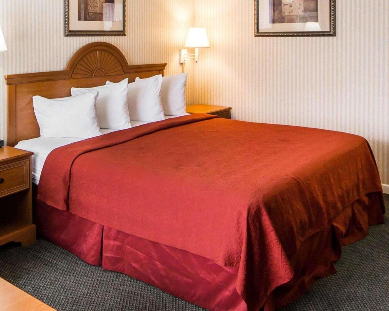 Quality Inn Ponca City Route 77 מראה חיצוני תמונה