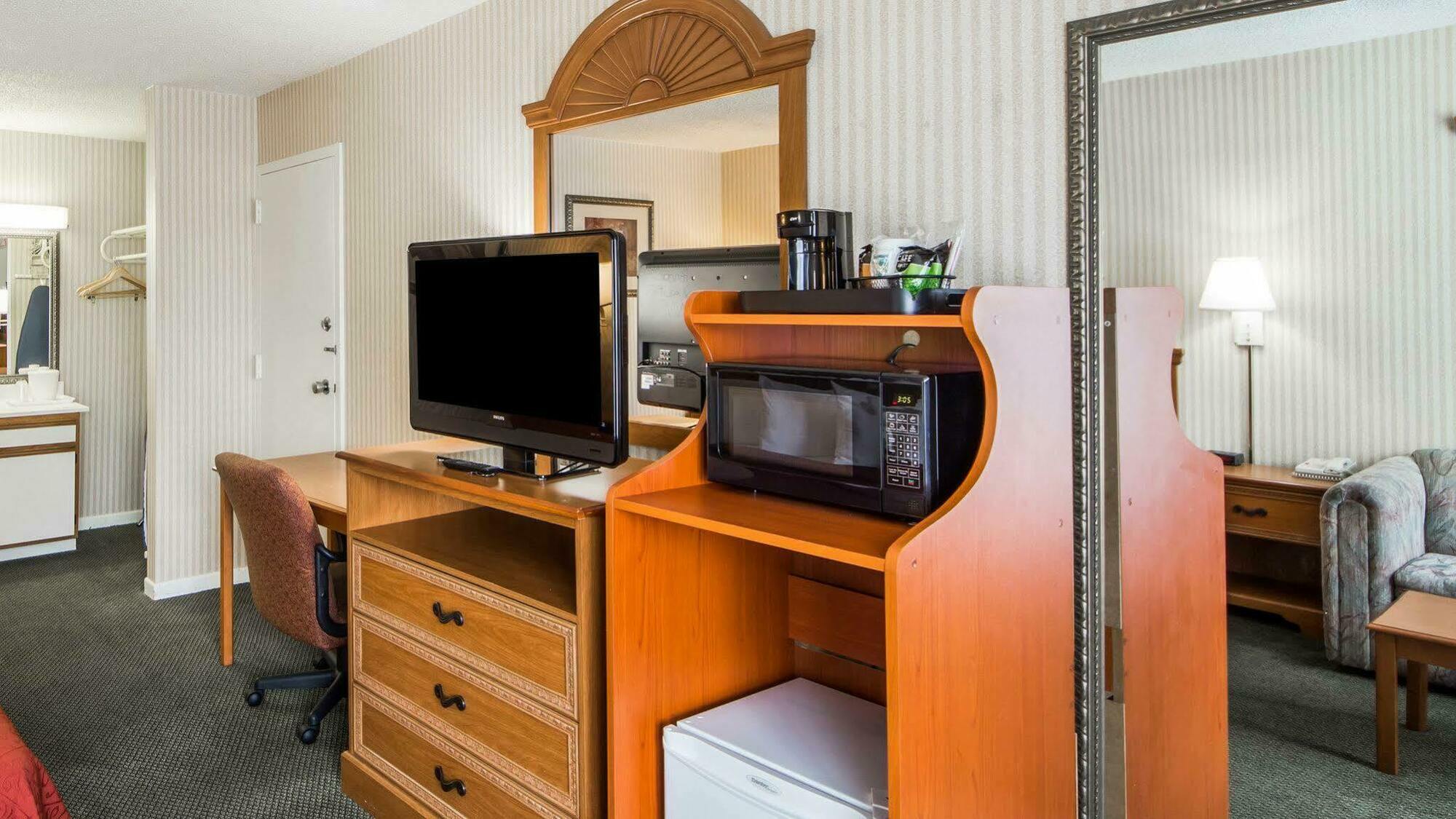 Quality Inn Ponca City Route 77 מראה חיצוני תמונה